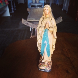 Mariabeeldje ca. 30cm hoog VERKOCHT