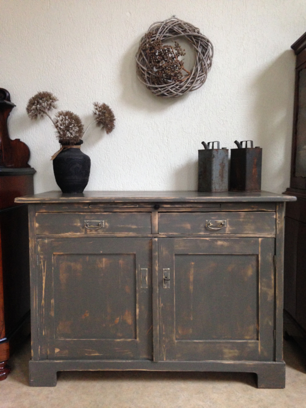 Antieke stoere commode / dressoir "Tundra valley" | Verkocht | Woonwinkel Van Toen voor antieke, landelijke en brocante meubels