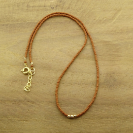 Minimalist necklace // Camel Gold