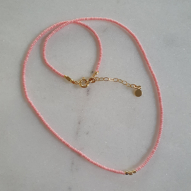Minimalist necklace // Choose your color