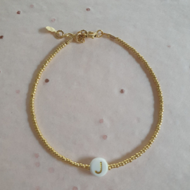 Initial White // Gold