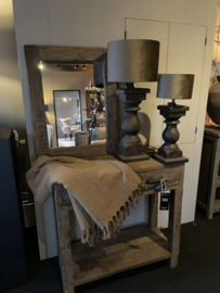 Spiegel be-uniq met stoere houten rand