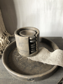 Set of 6 Cups in Holder van BRYNXZ