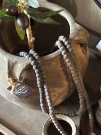 Beads string / deco ketting - goldenbelt - grey