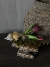 Houten plateautje op voet