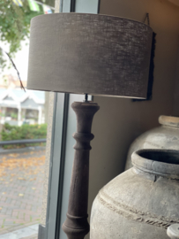 Prachtige robuuste houten lamp