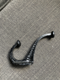 Zwarte ijzeren kapstok haak