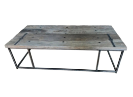 Salontafel met metalen onderstel