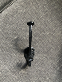 Zwarte ijzeren kapstok haak