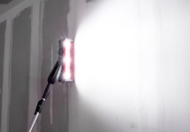 Koffer met ledlamp met compleet bevestigingssysteem en oplaadsysteem L'outil parfait