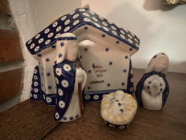 Bunzlau Kerststal set uniek