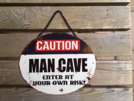 Tekstbord Caution Man Cave (ovaal)