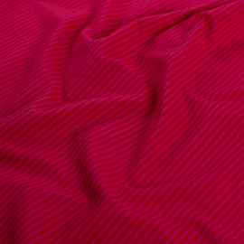 Katoen tricot: streepjes rood-fuchsia, per 25 cm