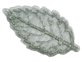 Blaadje kant 48x28 mm, licht oudgroen