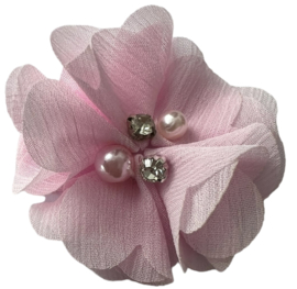 Stoffen bloem 6 cm met kraaltjes en rhinestones, lichtroze