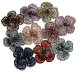 set geborduurden bloemen 45x42 mm, 10 stuks