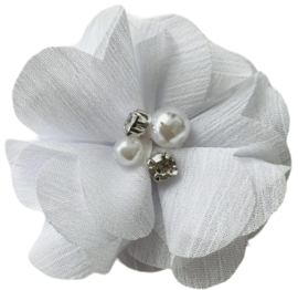 Stoffen bloem 6 cm met kraaltjes en rhinestones, wit