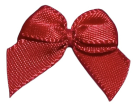 Strikje 25x25 mm satijn rood