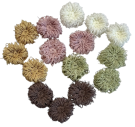 setje van 15 bloemetjes 15 mm in 5 kleuren