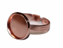 Verstelbare (kinder) ring rose gold dia ca 16 mm met cabochon setting 12mm.
