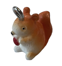 Hangertje eekhoorn 15x17mm