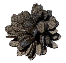 Imitatie leren bloemetje 25mm, warmgrijs