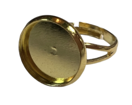 Verstelbare ring dia 17 mm goudkleur, setting 12 mm.