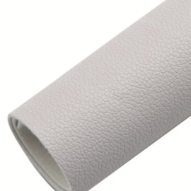 PU leer A4 lapje; leer-look heel licht lila/grijs