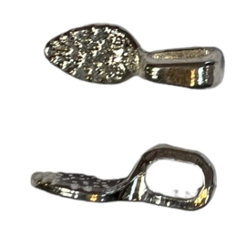 Zilverkleurige metalen pendant met plakvlak 15x5x5mm