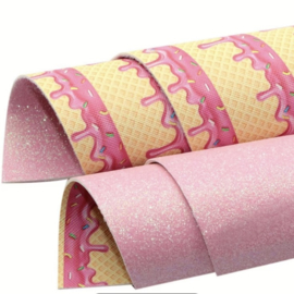 PU leer A4 lapje ijsje/ glitter roze. Dubbelzijdig lapje.