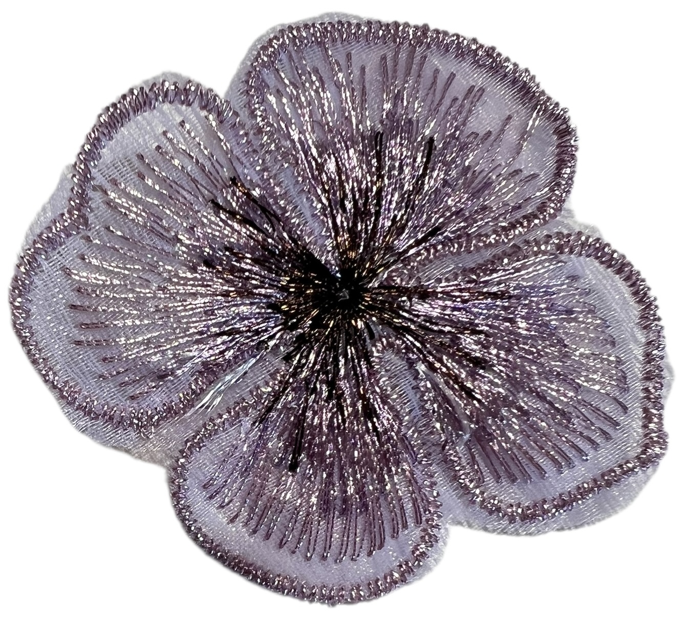 Geborduurde lila-paarse bloem, +/- 40x45 mm