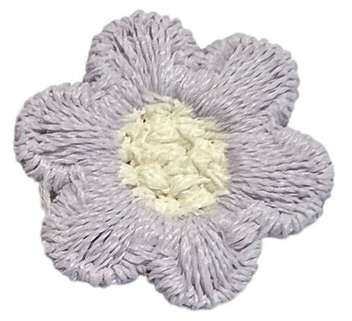 Bloemetje 18mm geborduurd licht lila/crème