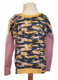 Sweater army maat 134