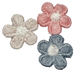 Bloemetje 17mm geborduurd jeansblauw-wit