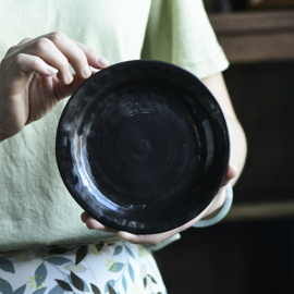せいかつ Nippon Toki Handmade Plate/Sushi plate Tedzukuri Black (kuro 16cm)