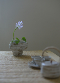 せいかつ Nippon Toki Handmade Flower Vase Tedzukuri White (shiro 11*14.5 850ml)