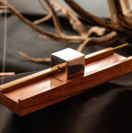 Paramita wierook branderstandaard - zilver