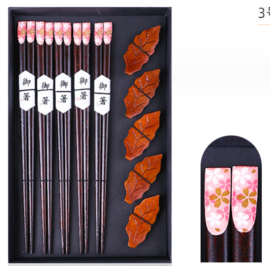 せいかつ Nippon Chopsticks with wooden chopsticks holder (5 pairs Set Pink Flower Type 3)