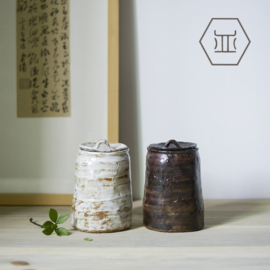 せいかつ Nippon Toki Handmade Tea Storage Tank Tedzukuri Tipotto White (shiro large)