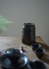 せいかつ Nippon Toki Handmade Tea Storage Tank Tedzukuri Tipotto Black (kuro large)