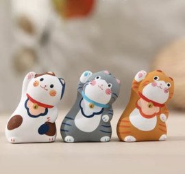 Ceramic Hand-painted Standing Cat Spotted