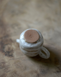 せいかつ Nippon Toki Handmade Tea Pot Tedzukuri Tipotto White (shiro 7.6*10.5cm 120ml)