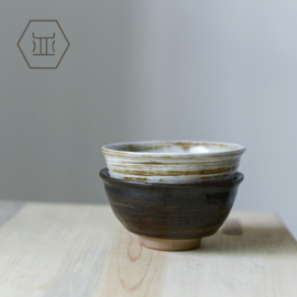 せいかつ Nippon Toki Handmade Rice / Ramen bowl Tedzukuri Black (kuro 11.5*6.2cm)