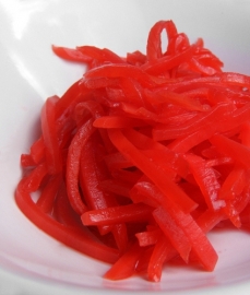 Ginger strips red 45g
