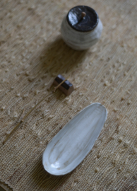 せいかつ Nippon Toki Handmade Teaspoon Tedzukuri Supun White (shiro 14.6*5.6*1.8cm)