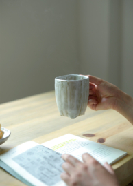 せいかつ Nippon Toki Handmade Coffee/Milk Cup Tedzukuri Kohimiruku Kappu White (shiro 301-400ml)