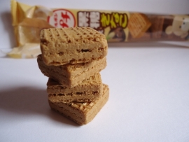 Bourbon Petit Kinako Wafers 42g