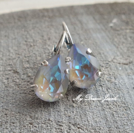 Oorbellen Belle met Swarovski Druppel 14x10mm"Crystal Serene Gray  Delite "
