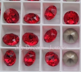 Swarovski 1088 Xirius puntsteen Light Siam 8,2mm ( SS39 )