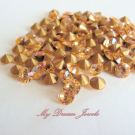 Swarovski 1012 puntsteen Light Peach Champagne 6,1mm ( SS29 )